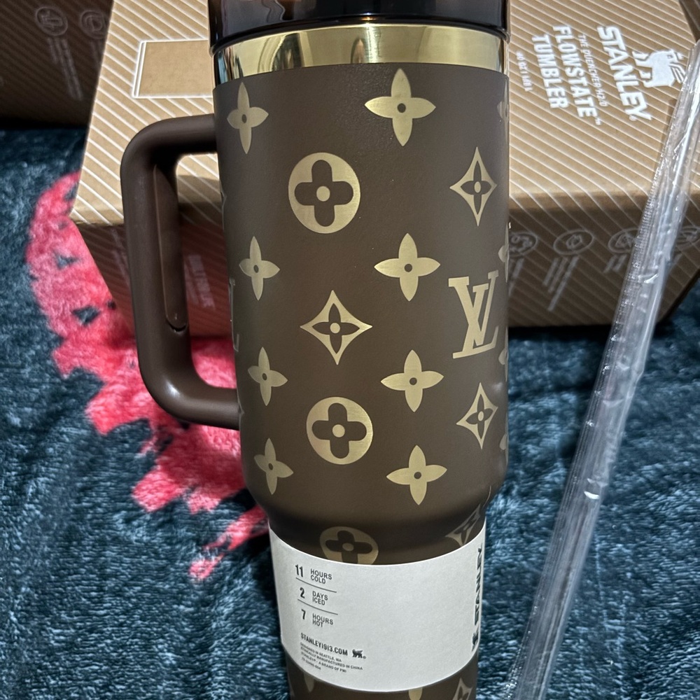LV Brown and Gold Tumbler - Picture 2 of 3